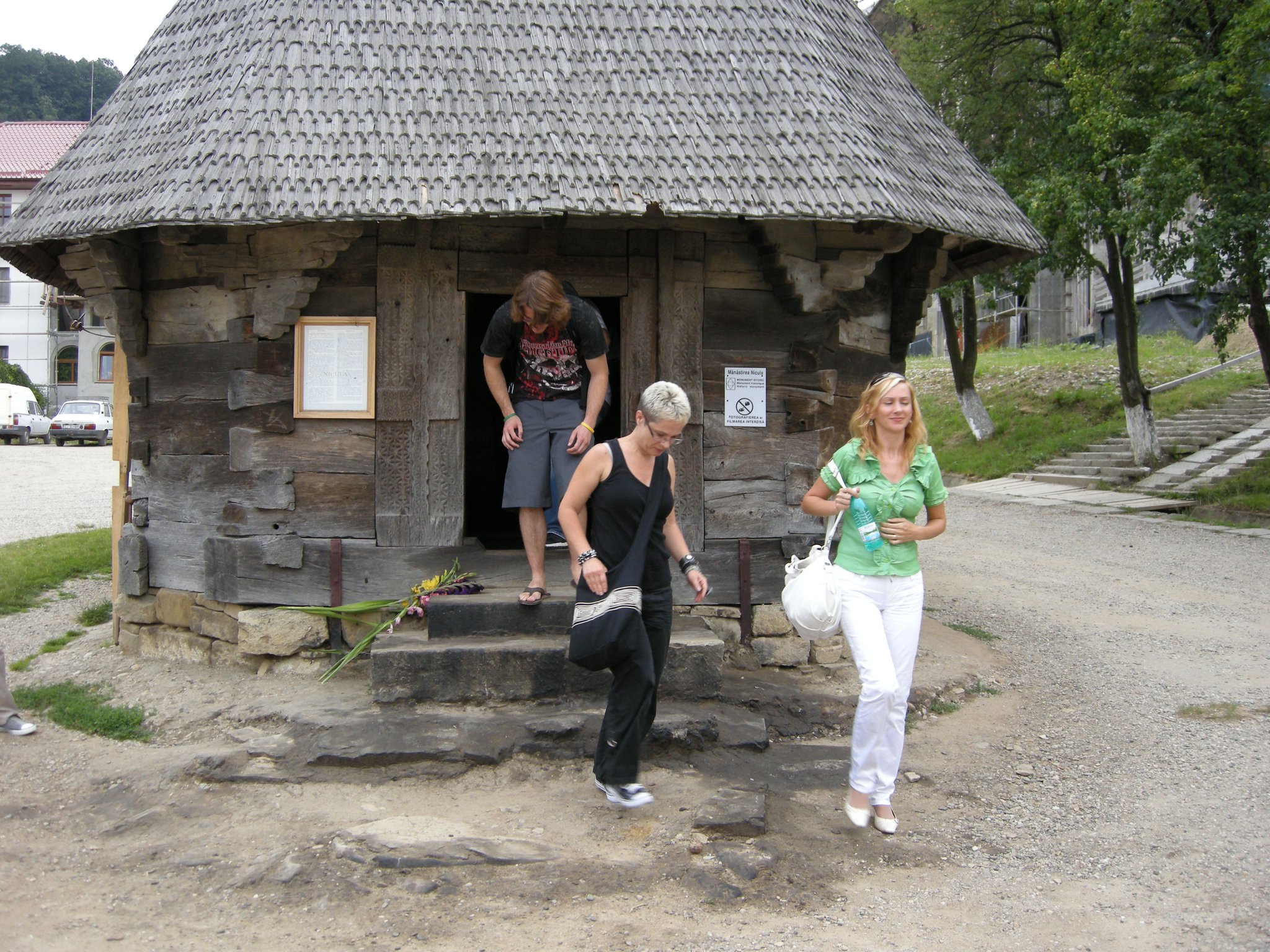 2010 GIE, 13